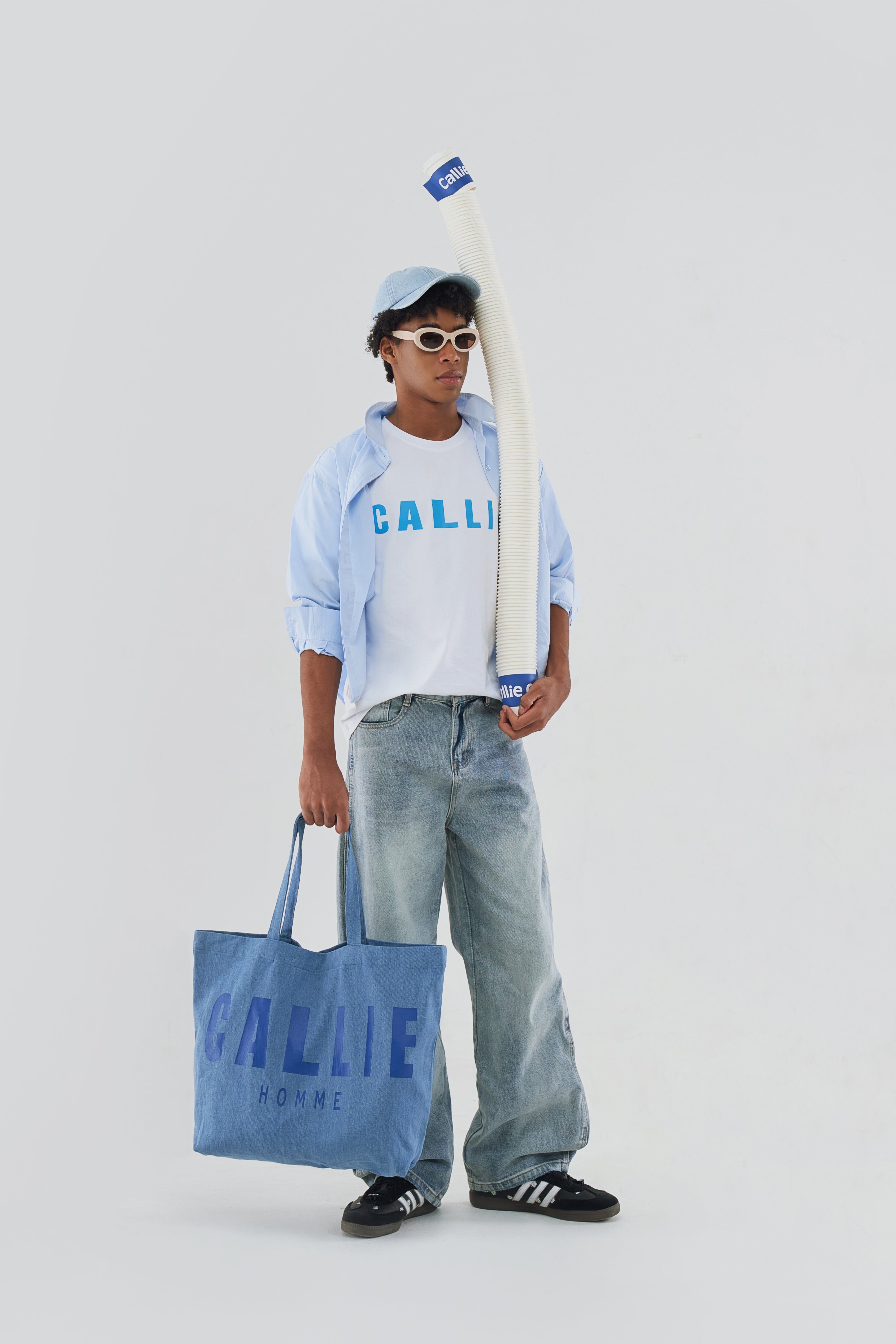 CALLIE BASIC T-SHIRT WHITE-BLUE