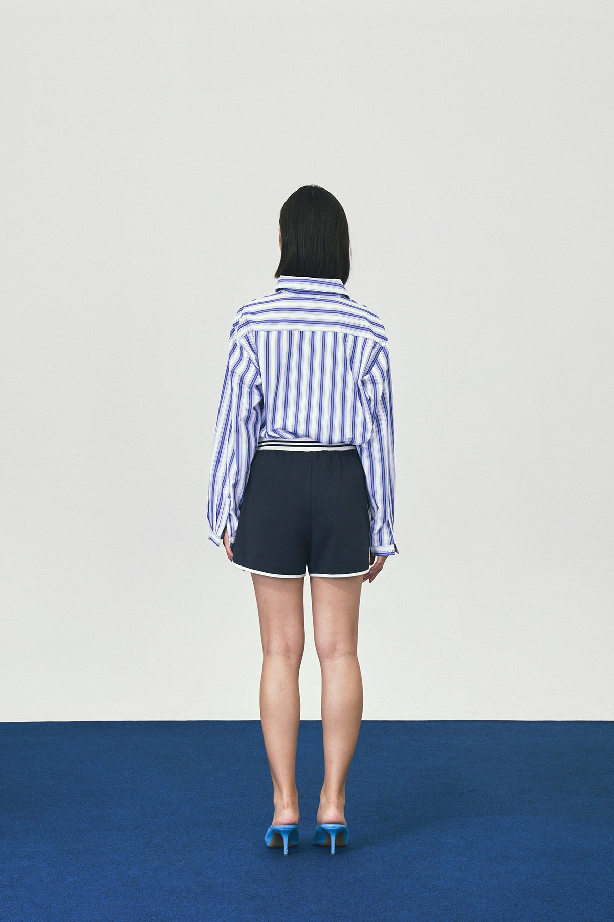 SERIF SHORT NAVY - CALLIE X CISSYLIA