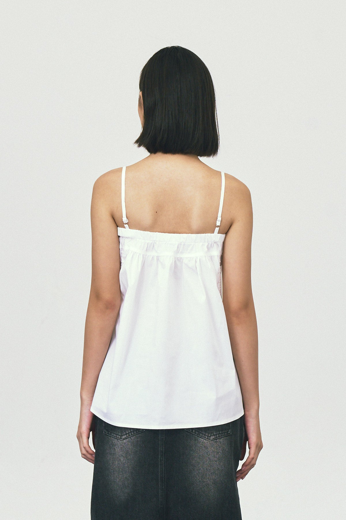 ROUTINE TOP WHITE - CALLIE X CISSYLIA