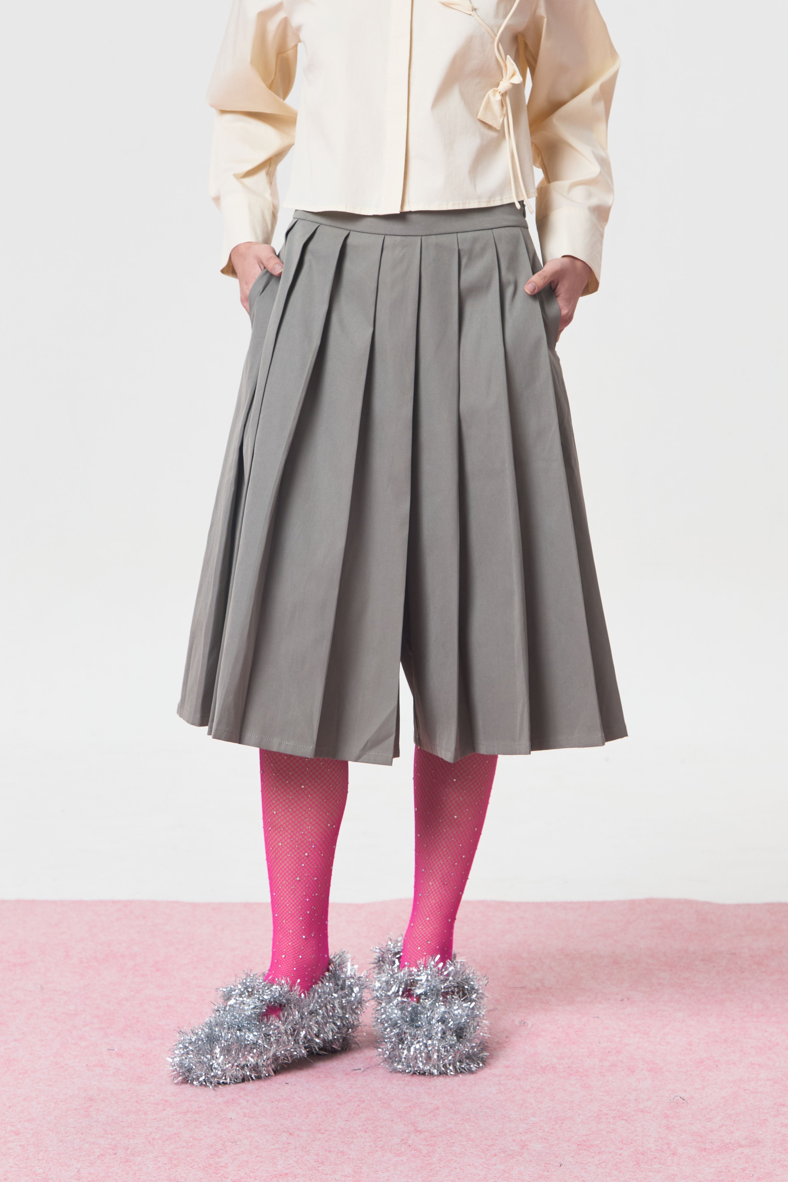 OLIVINE SKORT GREY - CALLIE FT. CISSYLIA