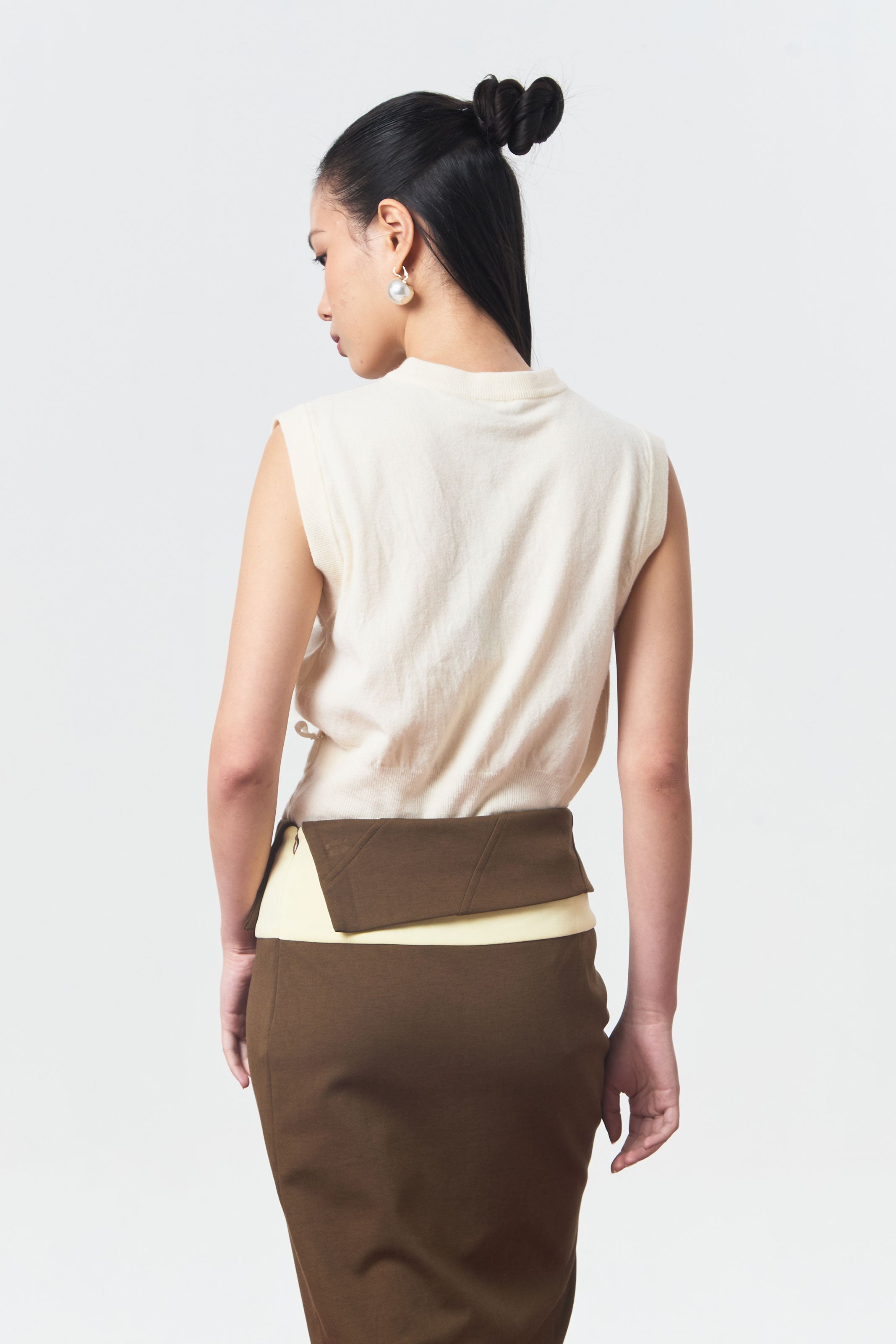 OCHRE SKIRT BROWN - CALLIE FT. CISSYLIA