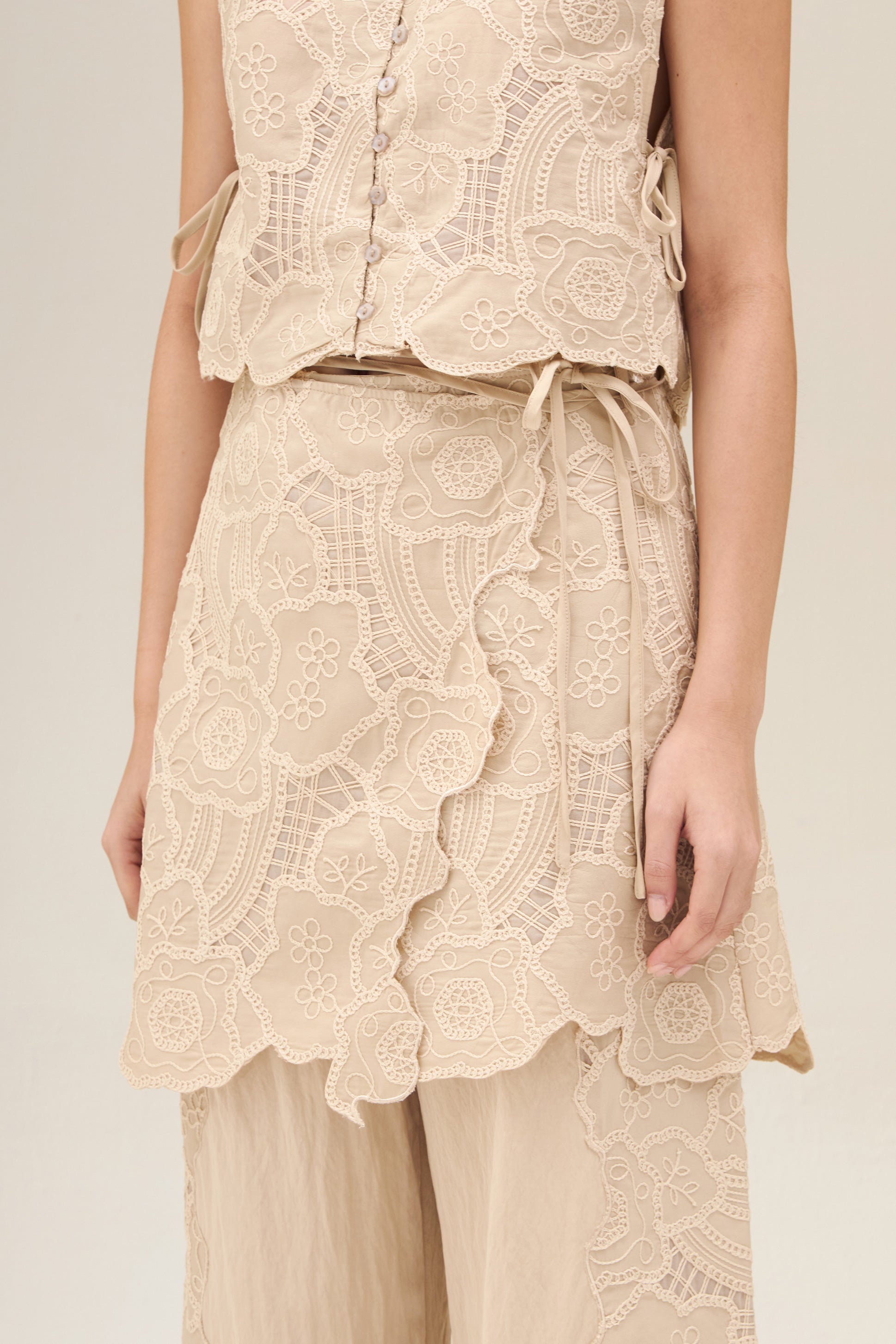 MOONVEIL WRAPPED SKIRT BEIGE